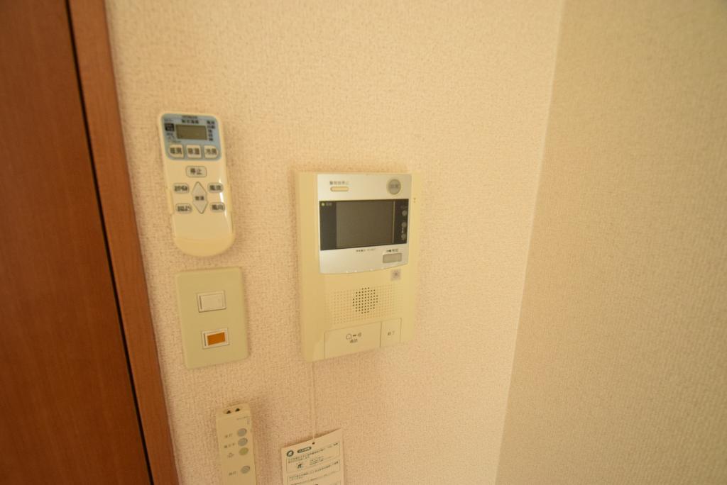 セキュリティ　カメラ付インターホン