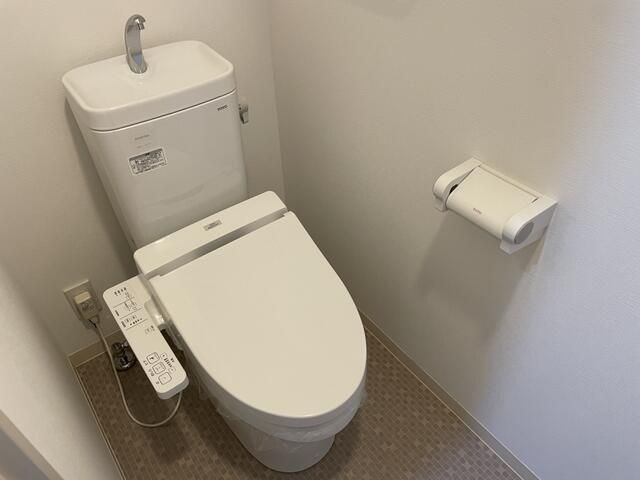 トイレ　コンパクトで使いやすいトイレです