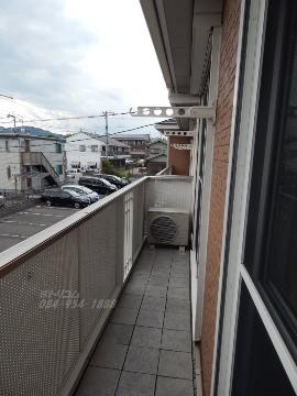 バルコニー　南向き日当たり良好