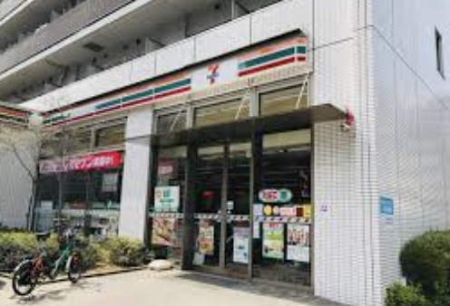 コンビニ　セブンイレブン江東大島5丁目店（コンビニ）まで272m