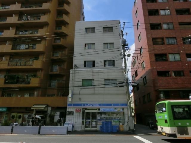 コンビニ　ローソン（コンビニ）まで200m