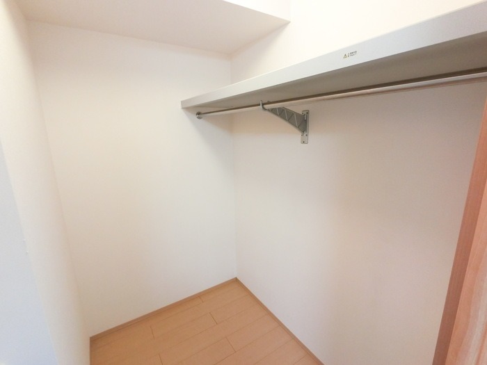 収納　図面と現状に相違がある場合には現状を優先