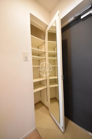 収納　天満アパートメント　収納