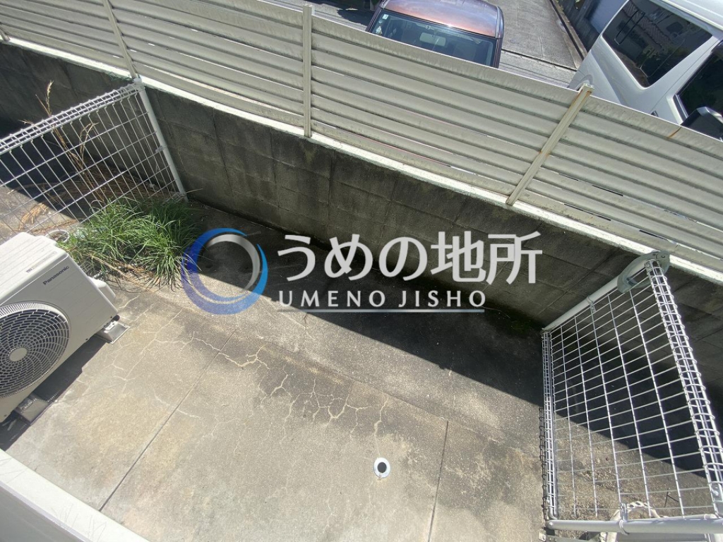 バルコニー　テラス