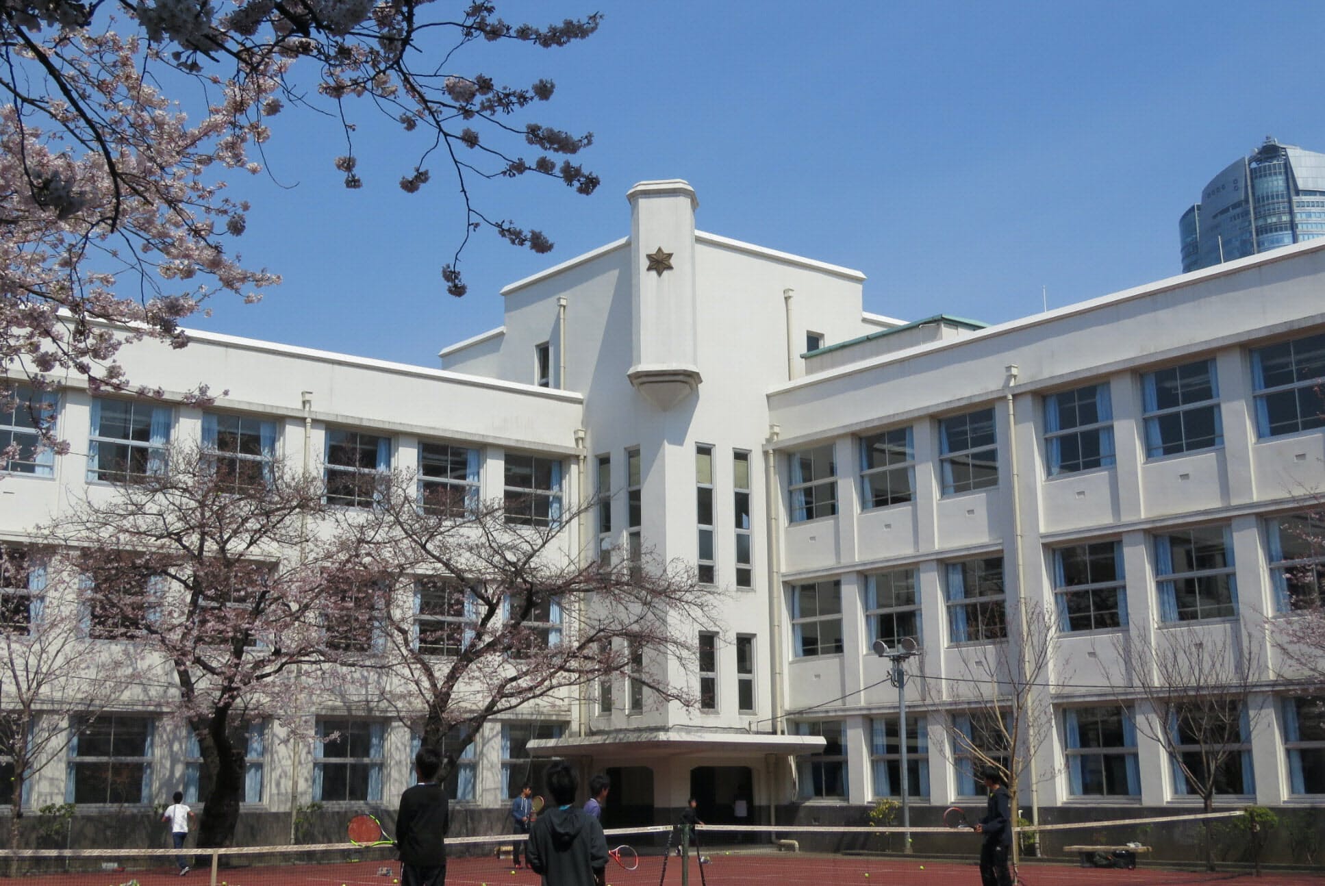 高校・高専　麻布学園麻布高校（高校・高専）まで364m