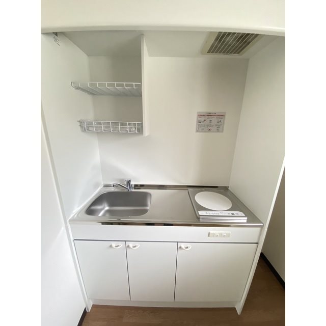 キッチン　※別号室参考写真