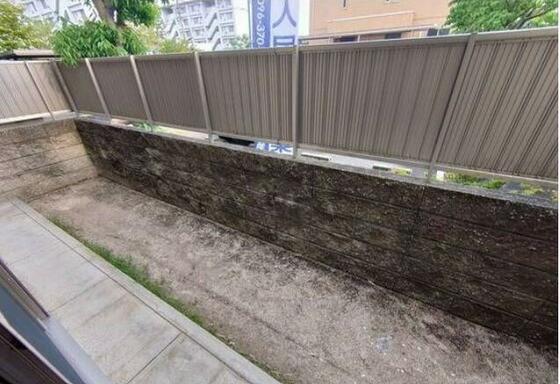 バルコニー　他のお部屋の写真になります。