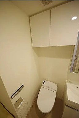 トイレ　シンプルで使いやすいトイレです