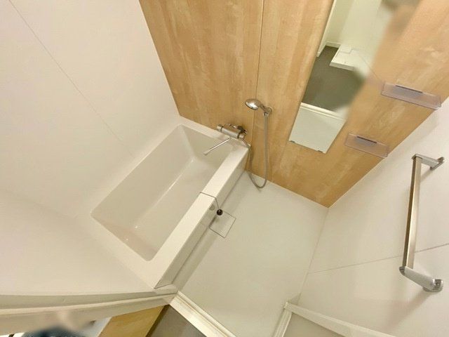 バス・シャワールーム　※別部屋参考写真です