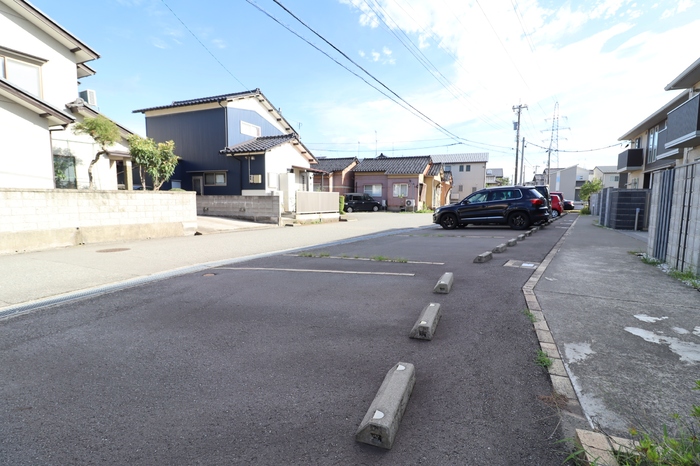 駐車場　並列2台セット契約！