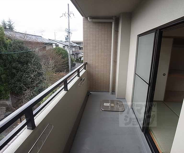 バルコニー　バルコニ