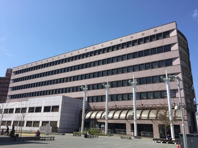 役所　仙台市宮城野区役所（役所）まで822m