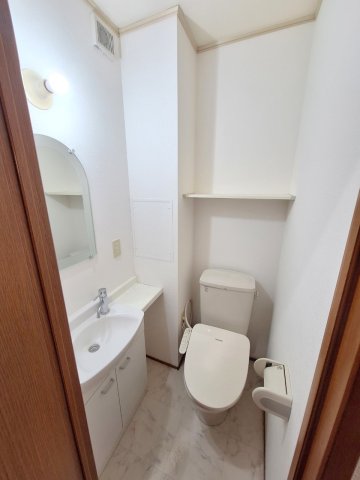 トイレ　★トイレと洗面カウンター★