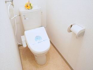 トイレ　ウォシュレットです☆