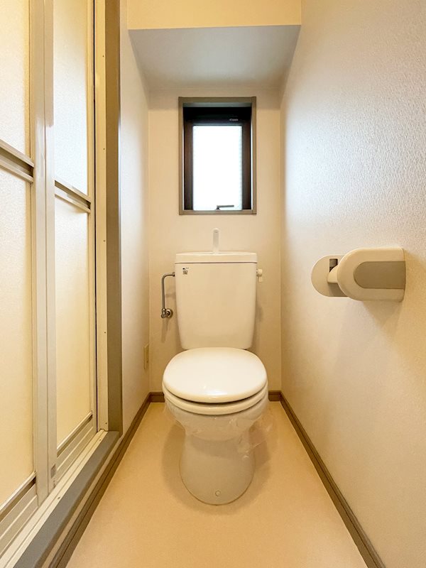 トイレ　※同物件別部屋参考画像