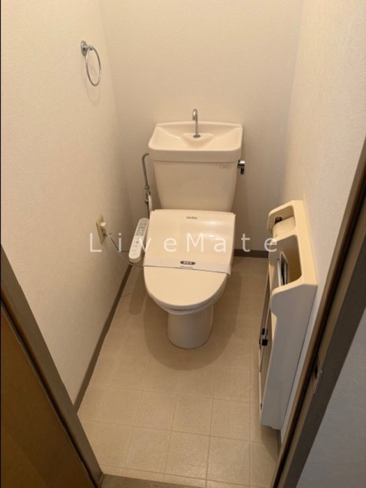 トイレ　同施工会社の写真です