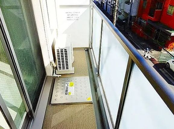 バルコニー