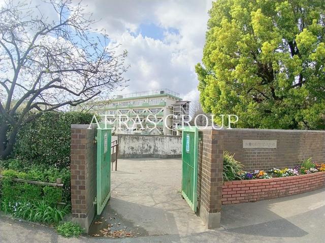 小学校　小金井市立緑小学校（小学校）まで569m
