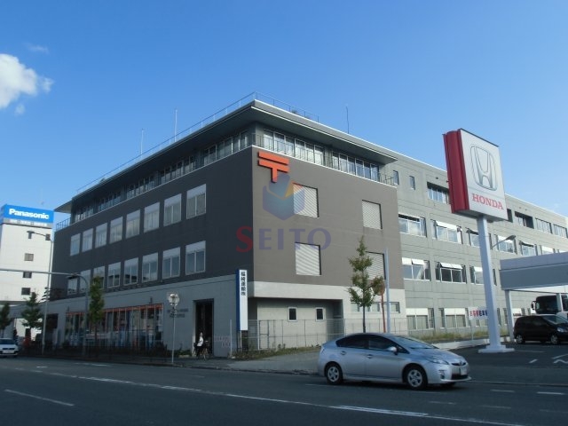 郵便局　服部南郵便局（郵便局）まで156m