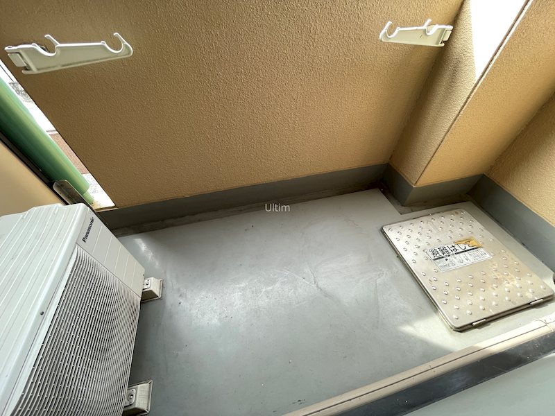 バルコニー　※別のお部屋の写真です