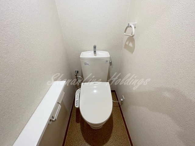 トイレ　清潔感のあるトイレです