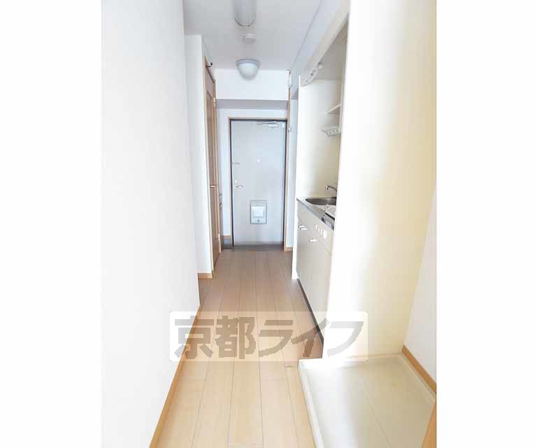その他部屋・スペース　綺麗な廊下です。