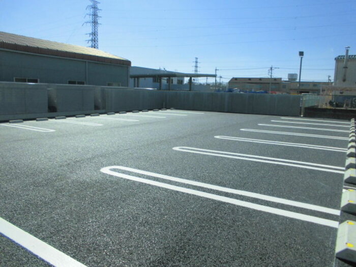 駐車場　グランテラス高井