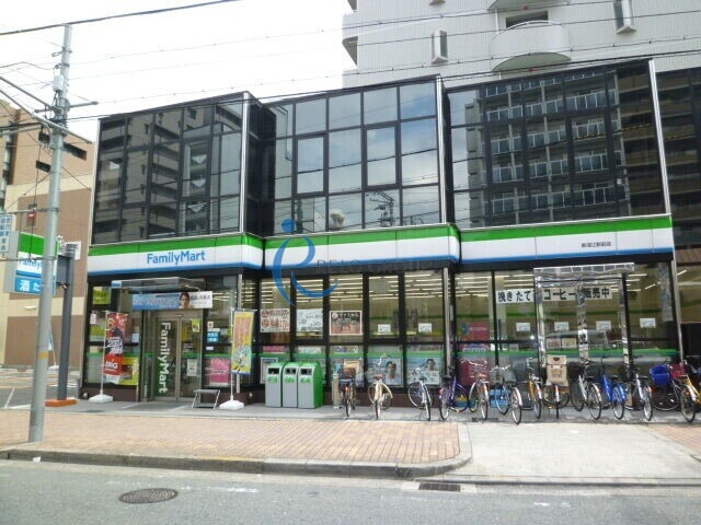 コンビニ　ファミリーマート新深江駅前店（コンビニ）まで668m