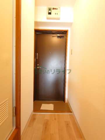 玄関　リライフ下北沢店