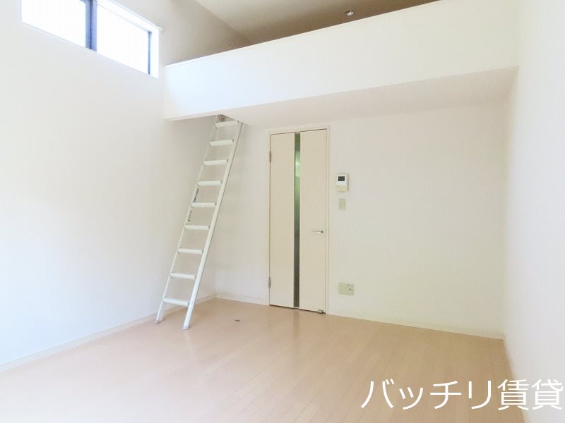 居室・リビング　画像は別号室タイプの為、現状を優先致します。