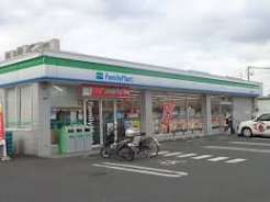 コンビニ　ファミリーマート 大和下鶴間北店（コンビニ）まで304m