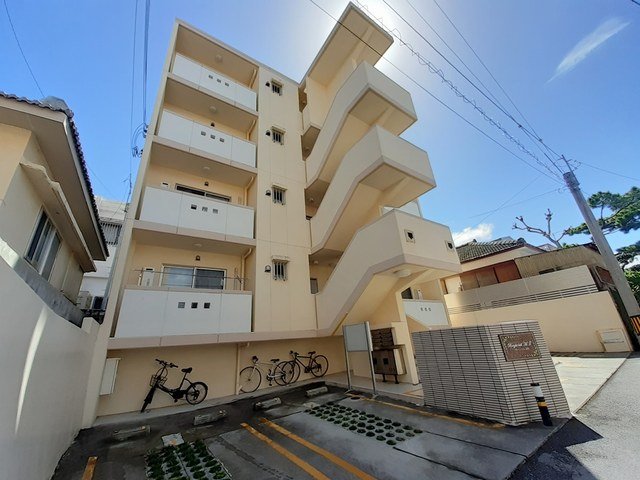 建物外観　おしゃれな外観です