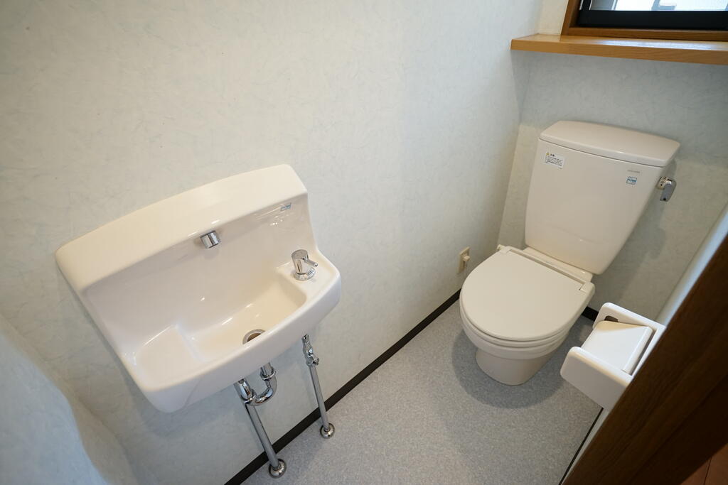 カーム・スインク・ツルのトイレ写真