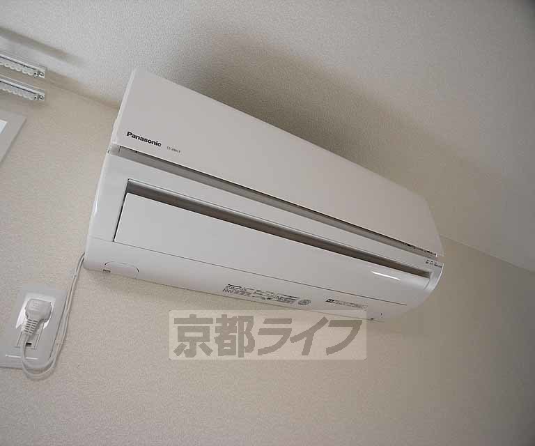 その他設備　エアコン１基付いてます。
