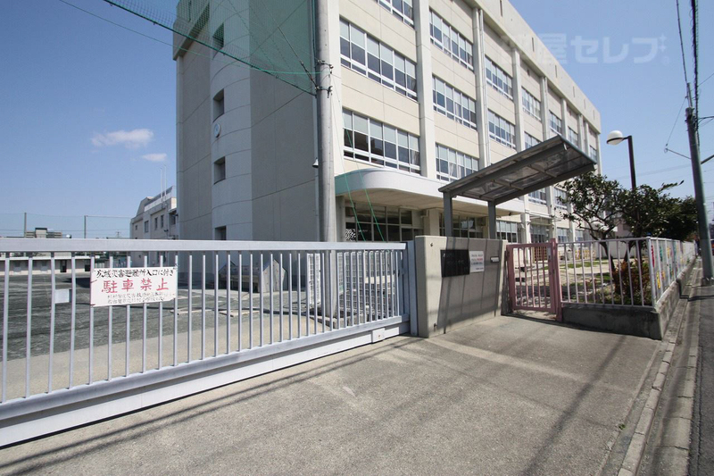 小学校　杉村小学校（小学校）まで350m