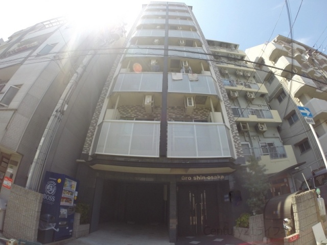 建物外観　２１年築のキレイなマンションです。
