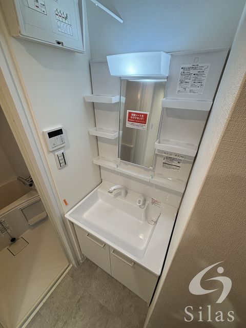洗面設備　同仕様