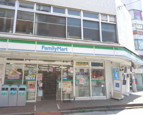 コンビニ　ファミリーマート 井土ケ谷中町店（コンビニ）まで105m