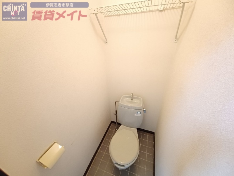 トイレ　同型参考写真