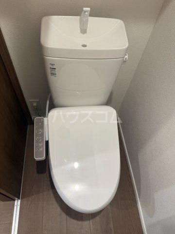 MELLAS吉祥寺のトイレ写真