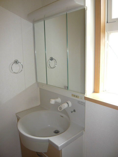 洗面設備　別部屋参考写真