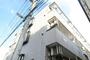 調布駅より徒歩15分 築25年8ヶ月 3階建の賃貸物件
