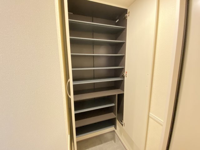 その他設備　シューズボックス