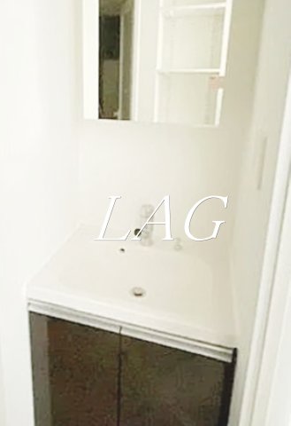 洗面設備　独立洗面台です。