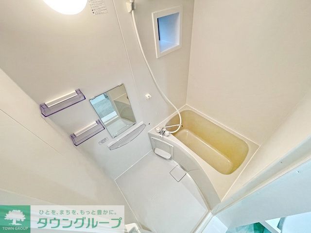 バス・シャワールーム　★浴室に窓あります★