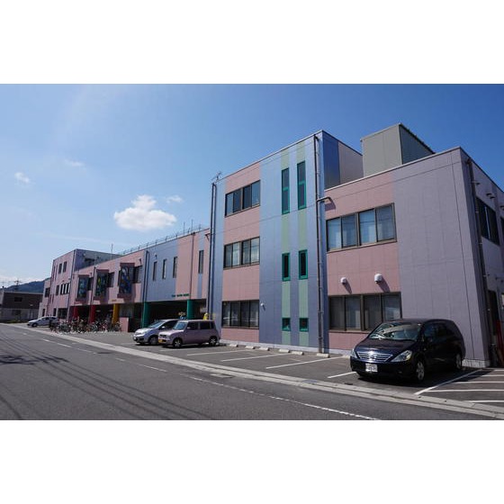 幼稚園・保育園　光輪認定こども園光輪保育園（幼稚園・保育園）まで651m