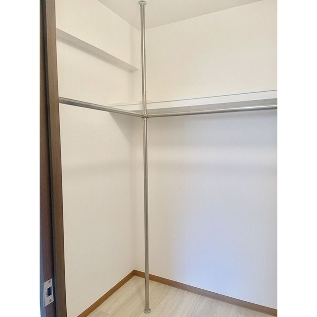 収納　ウォークインクローゼット