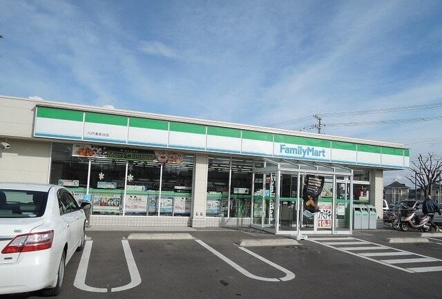 その他　ファミリーマート湊高台店（その他）まで650m