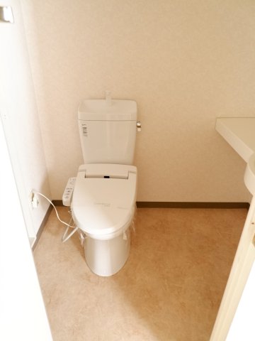 トイレ　シンプルで使いやすいトイレです