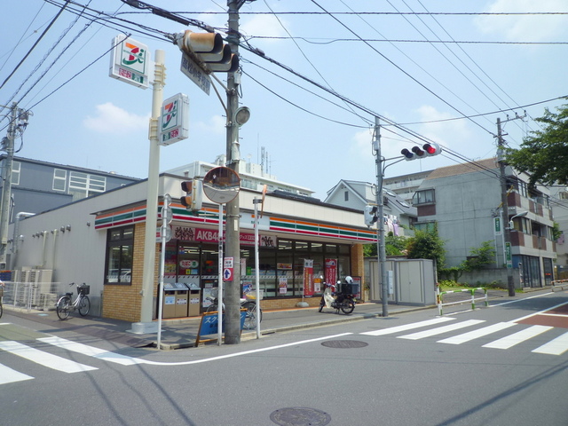 コンビニ　セブンイレブン（コンビニ）まで400m